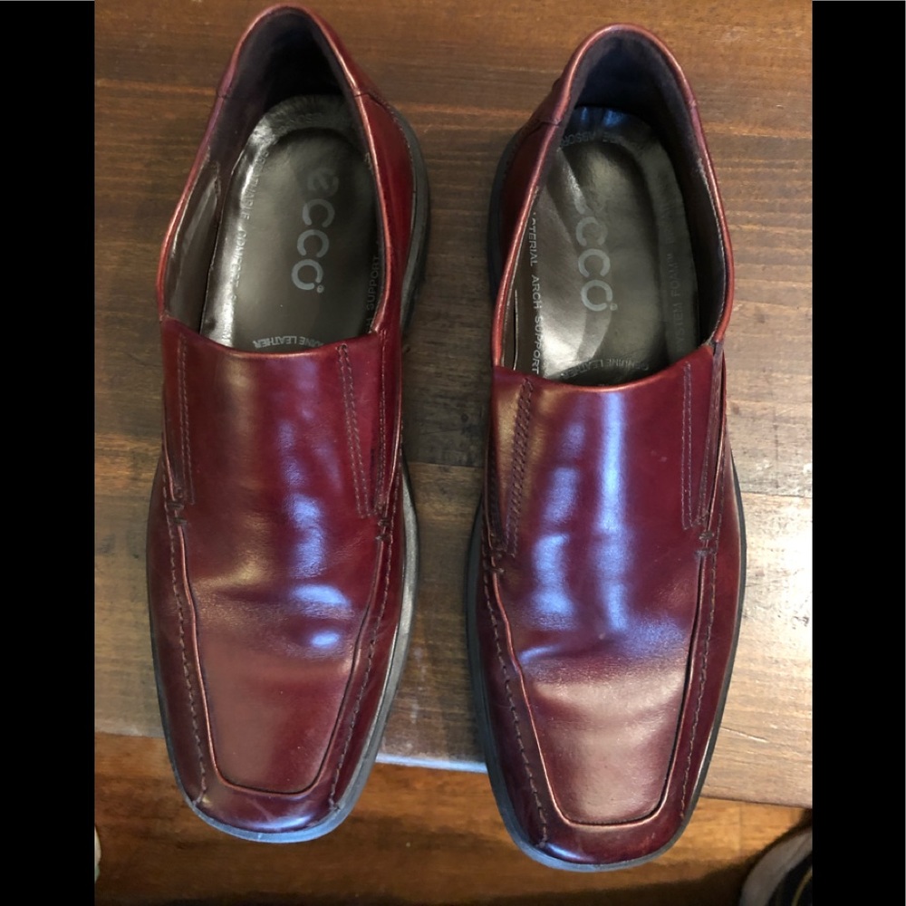 ECCO MINNEAPOLIS LOAFER 42 leather  LIKE BRAND NEW